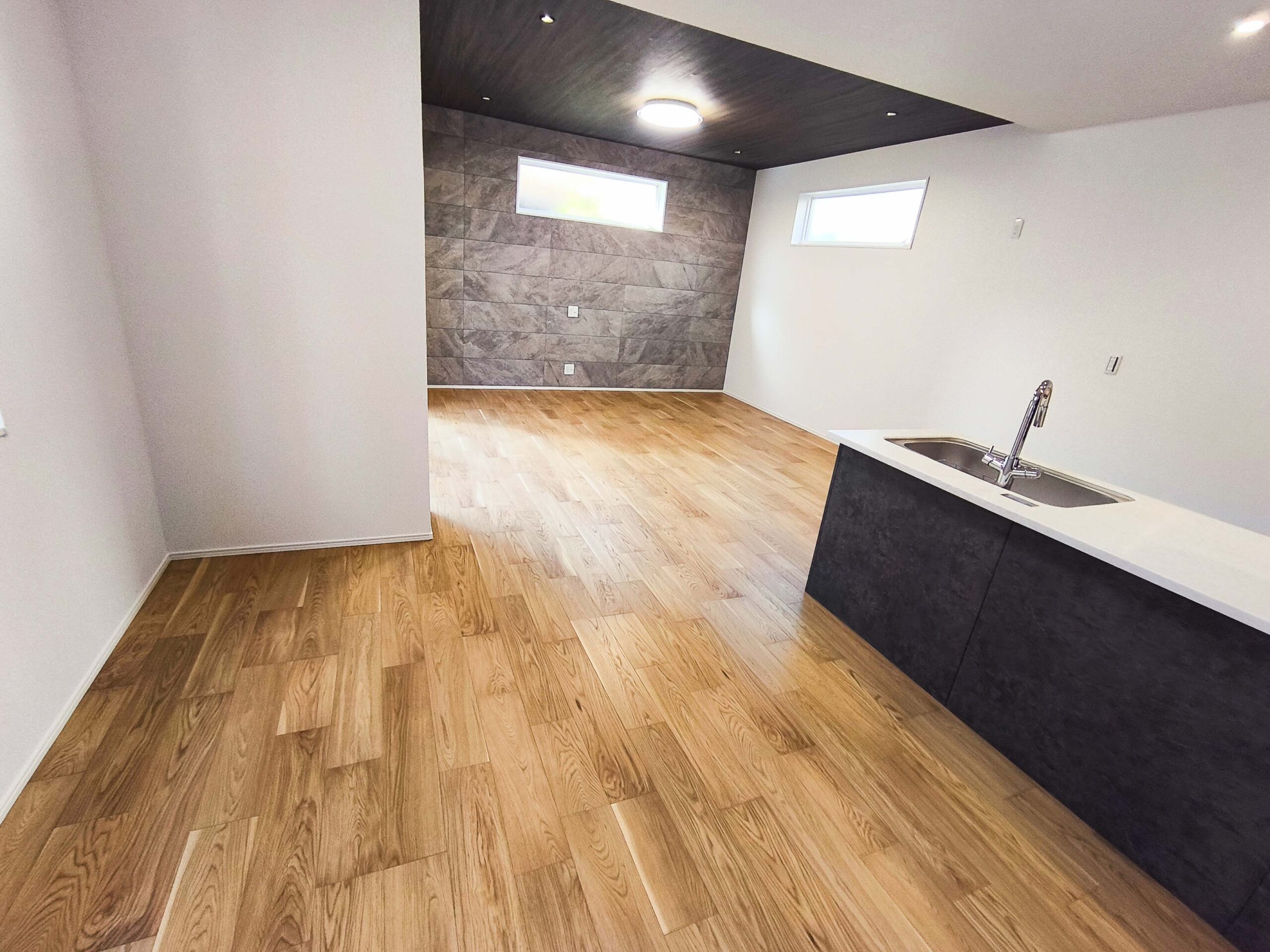 GG大宮盆栽町_J号棟